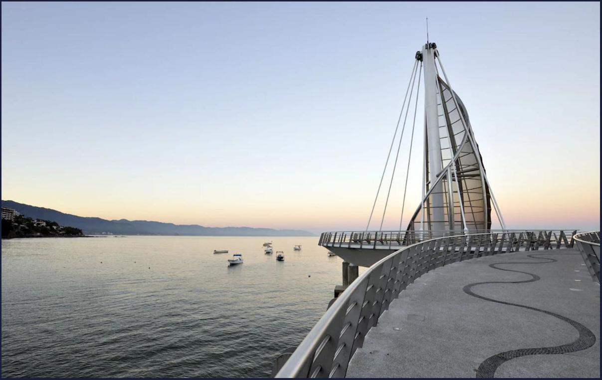 Hotel Delfin Vista Pier Beach Front Puerto Vallarta Eksteriør bilde